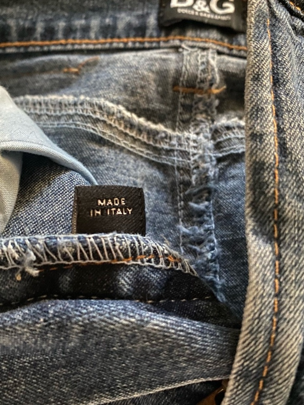 Dolce & Gabbana women’s Blue Slim Straight Jeans - Picture 8 of 9
